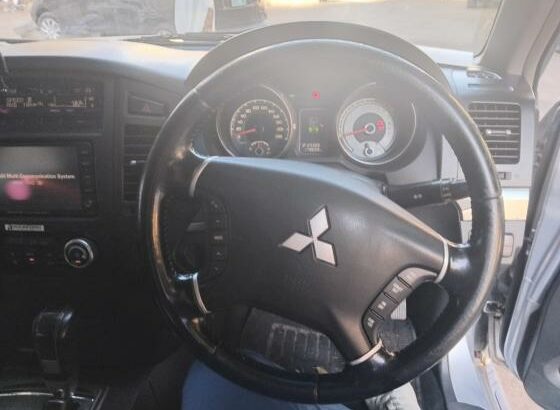 Mitsubishi Pajero Exceed 2008