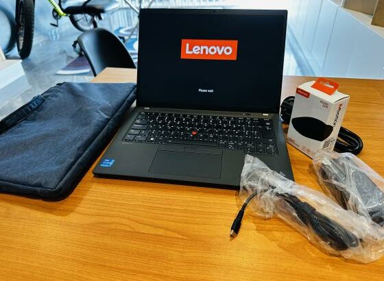 Combo: Lap top Novo+Carregador + Pasta + Mouse Wi-Fi  Lenovo Thinkpad T14 Gen 4 2024 Laptop 14 polegadas WUXGA IPS 10-Core Intel i7-1355U 16 GB DDR5 S