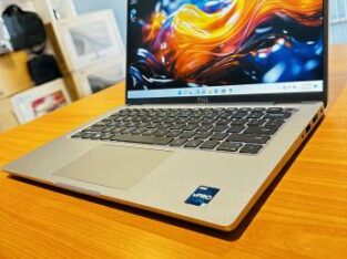 Dell Laptop Latitude 5440  Tela FHD AG de 14 polegadas  Intel Core i5-1345U 10 Core  (13ª geração)  12 CPUs  SSD 256 GB NVMe 16 GB  DDR5 SDRAM   Windo