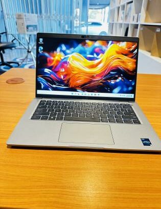 Dell Laptop Latitude 5440  Tela FHD AG de 14 polegadas  Intel Core i5-1345U 10 Core  (13ª geração)  12 CPUs  SSD 256 GB NVMe 16 GB  DDR5 SDRAM   Windo