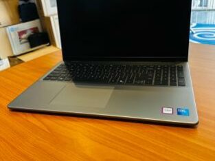 Dell Vostro 16 5640 Intel core 7 150u 15th 16GB RAM 1TB SSD