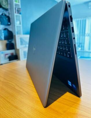 Dell Vostro 16 5640 Intel core 7 150u 15th 16GB RAM 1TB SSD