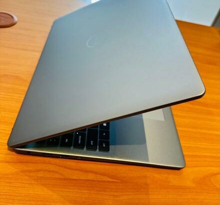 Dell Vostro 16 5640 Intel core 7 150U 15th gen 16GB RAM 1TB SSD 16”