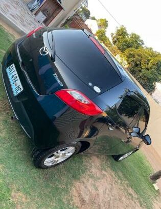 Mazda Demio novo preço especial Aproveita