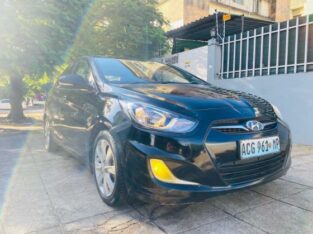Hyundai Accent 2013