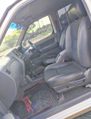 Nissan HardBody Automática 4×4
