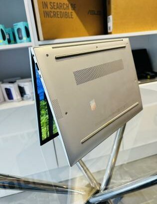 HP EliteBook 840 G10  Laptop Touchscreen 14″ FHD+ Anti-Glare Intel Core i5-1335U 16GB DDR5 RAM 512 SSD Backlit, Fingerprint 5MP IR Webcam BO Audio, Wo