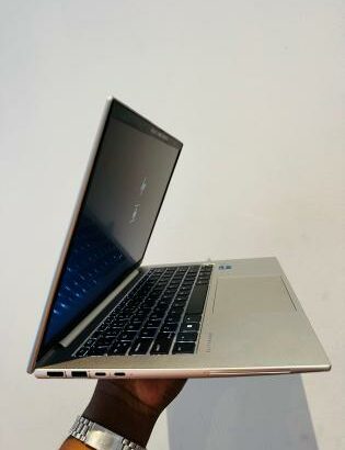 Hp Elitebook 840 G10 Touch 14” i5 13th 16GB RAM 512GB SSD