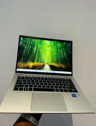 Hp Elitebook 840 G10 Touch 14” i5 13th 16GB RAM 512GB SSD