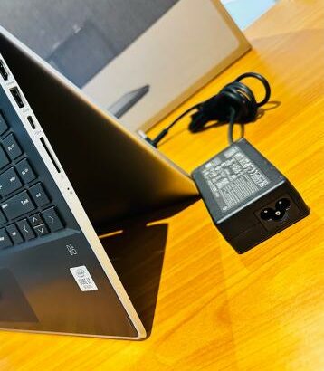 Hp Pavilion 14 X360 i3 10th Touchscreen 4GB RAM 256GB SSD