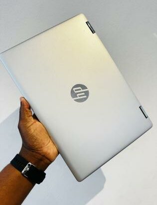 HP Pavilion X360 Convertible 14-dh1xxx Touchscreen Machine  Intel Core i3-10110U 2.10 GHZ (04 CPUs) 4GB DDR4 SDRAM  256 GB SSD NVMe 14 Polegadas Finge