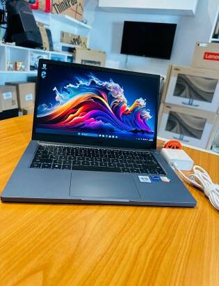 Huawei MateBook Laptop i7 12th 16GB RAM 512GB SSD 14”