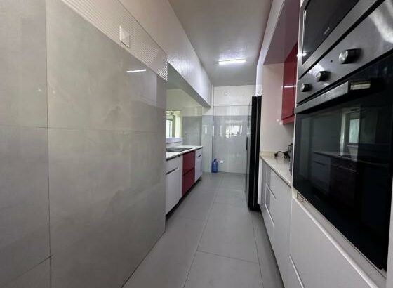 Vende-se na Julies Nyerere apartamento T3 luxuoso