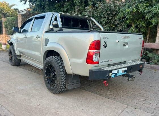 TOYOTA D4D A VENDA SUPER CLEAN VENHA NEGOCIAR 842109583