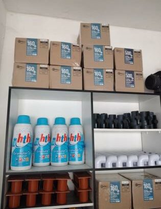 PRODUTOS E MATERIAL DE PISCINA