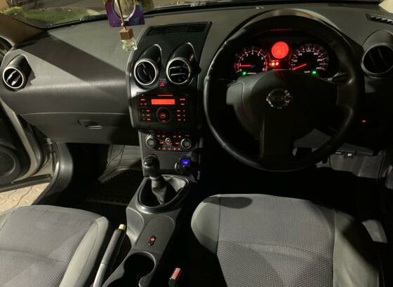Nissan Qashqai (Manual)