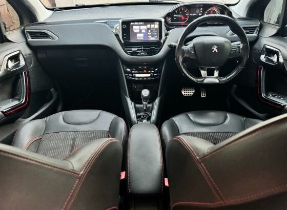 Peugeot 208 GTLINE ICE EDITION