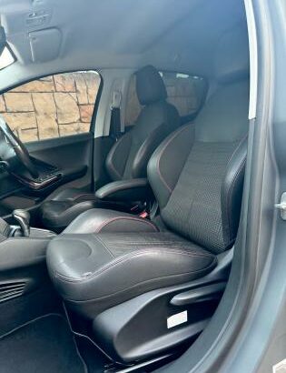 Peugeot 208 GTLINE ICE EDITION