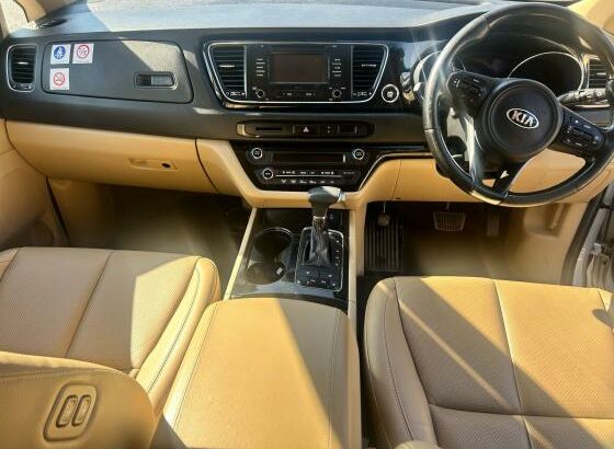 KIA CARNIVAL 2.2cc DIESEL AT 11LUG MY2017