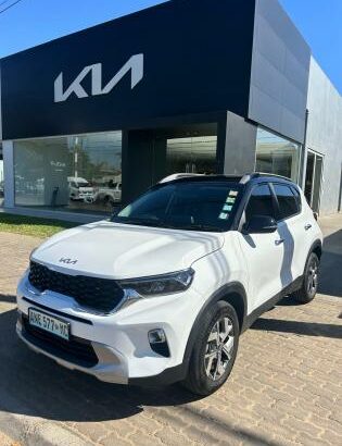 KIA SONET 1.5cc AT8 4X2 5LUG GASOLINA MY2023 13000KM