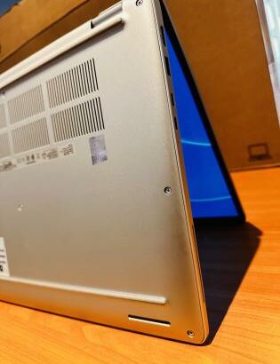 Lap Top DELL pro 16 Plus PB16250 Novinho na Box aberto apenas para efeitos de verificação.01 Ano de Garantia  Intel Core Ultra 5 235U (14 CPUS) 2.00GH