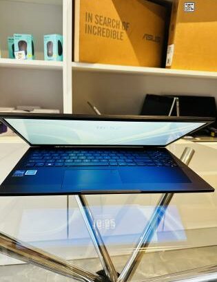 Lap Top  em Promoção 12th Gen  Edição 2025 Moderno & Exclusivo  ASUS ExpertBook B150 Notebook PC,12th Generation,intel Core I5-1235U ,8GB DDR5 SDRAM,5