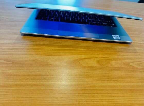 Laptop Huawei MateBook D14 AMD Ryzen 7 8GB RAM 512GB SSD AMD Radeon Rx Vega 10