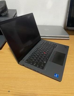 Laptop Lenovo Thinkpad T14 Gen 4 Touchscreen i5 13th 16GB RAM 512GB SSD