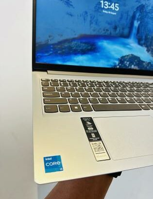 🔥Lenovo ideapad 1-15IAU7🔥 ✨i3 da 12th Gen  *✨Lenovo ideapad 1 Notebook PC 12th Gen Intel(R) Core(TM) i3-1215U (8 CPUS), ~ 1.2GHZ With turbo boost up