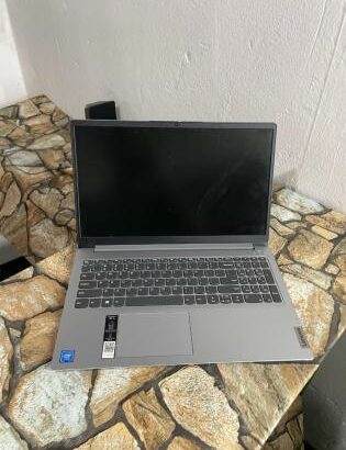 Lenovo Ideapad 1 Intel Celeron N4020 8th 8GB RAM 256GB SSD