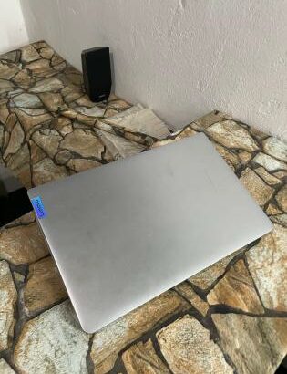 Lenovo Ideapad 1 Intel Celeron N4020 8th 8GB RAM 256GB SSD