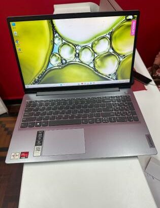 Lenovo Ideapad 3 AMd Atlhon gold 8GB RAM 256G SSD