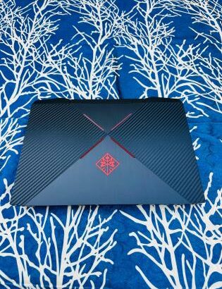 Lenovo Thinkapad T14s Gen 2 Touchscreen 14” 32GB RAM 512GB SSD