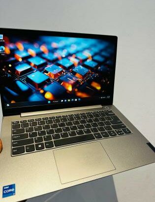 Lenovo Thinkbook 14-G4 i7 12th 16GB RAM 512GB SSD 14”