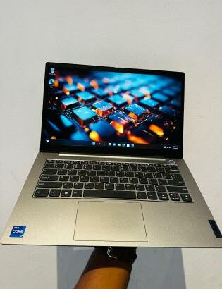 Lenovo Thinkbook 14-G4 i7 12th 16GB RAM 512GB SSD 14”