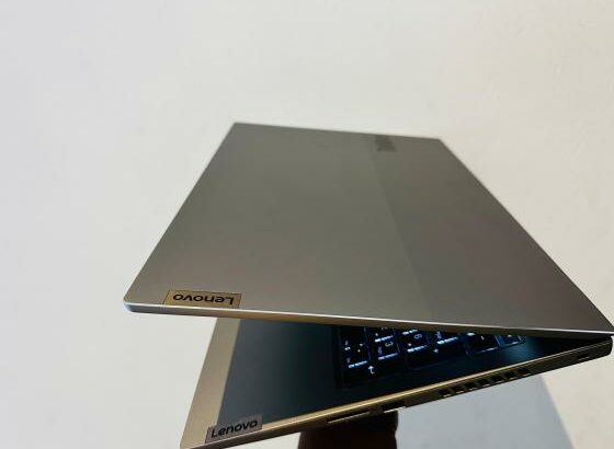 Lenovo Thinkbook 15 i5 10th 16GB RAM 512GB SSD Gráfica Nvidia GTx 1650 4GB Dedicada