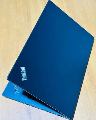 Lenovo Thinkpad T490 i7 8th 8GB RAM 256GB SSD