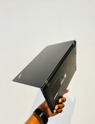 Lenovo Thinkpad X280 Ultrabook i7 8th 8GB RAM 512GB SSD 13”