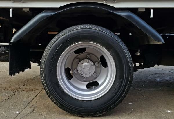 Mitsubishi Canter Diesel Automática 1.5 Toneladas