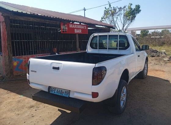 Mitsubishi Triton 2.5cc Manual