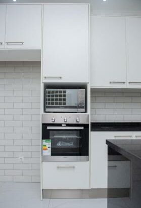 Moradia Luxuosa T3 +anexo na Matola