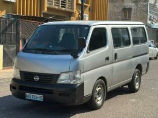 Nissan CARAVAN 2003 2.4cc Gasolina