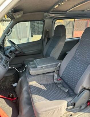 Nissan CARAVAN 2003 2.4cc Gasolina