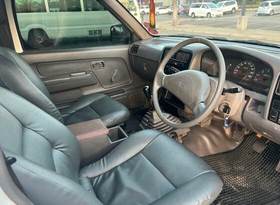 Nissan Hardbody Special Edition 3.2 Diesel 4X4