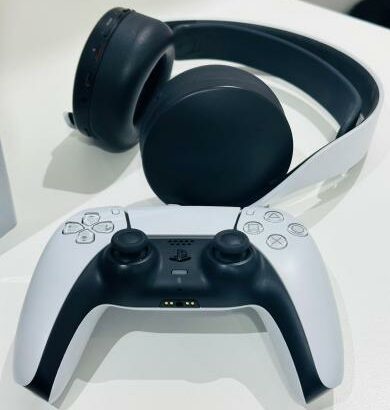 PS5 CD 825GB SSD 1 Joy  e Headphone