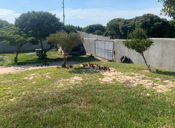 Terreno em Macaneta 816m2 com T0