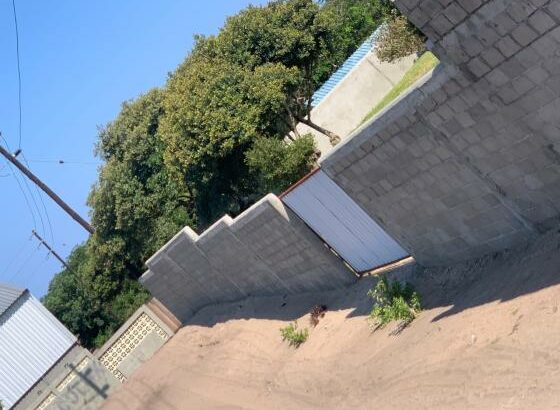 Terreno em Macaneta 816m2 com T0