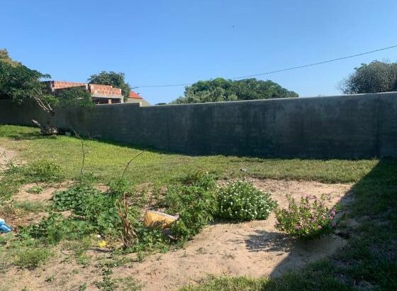 Terreno em Macaneta 816m2 com T1