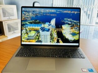 The PowerFull  Dell vostro 16 5640  intel Core 7 150U (12 CPUs) 1.80GHZ 15 TH GENERATION  16GB DDR5 SDRAM  SSD 1TB (1000 GB)  Windows 11 PRO LCD  LED