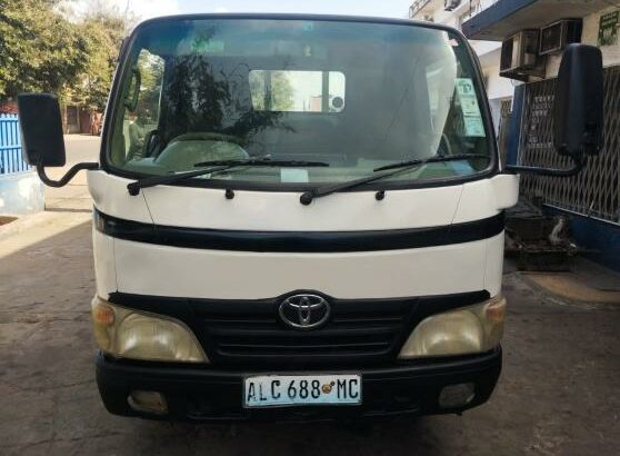 Toyota Dyna/Hiace 2 Toneladas Manual